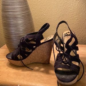 Black and Tan wedges
